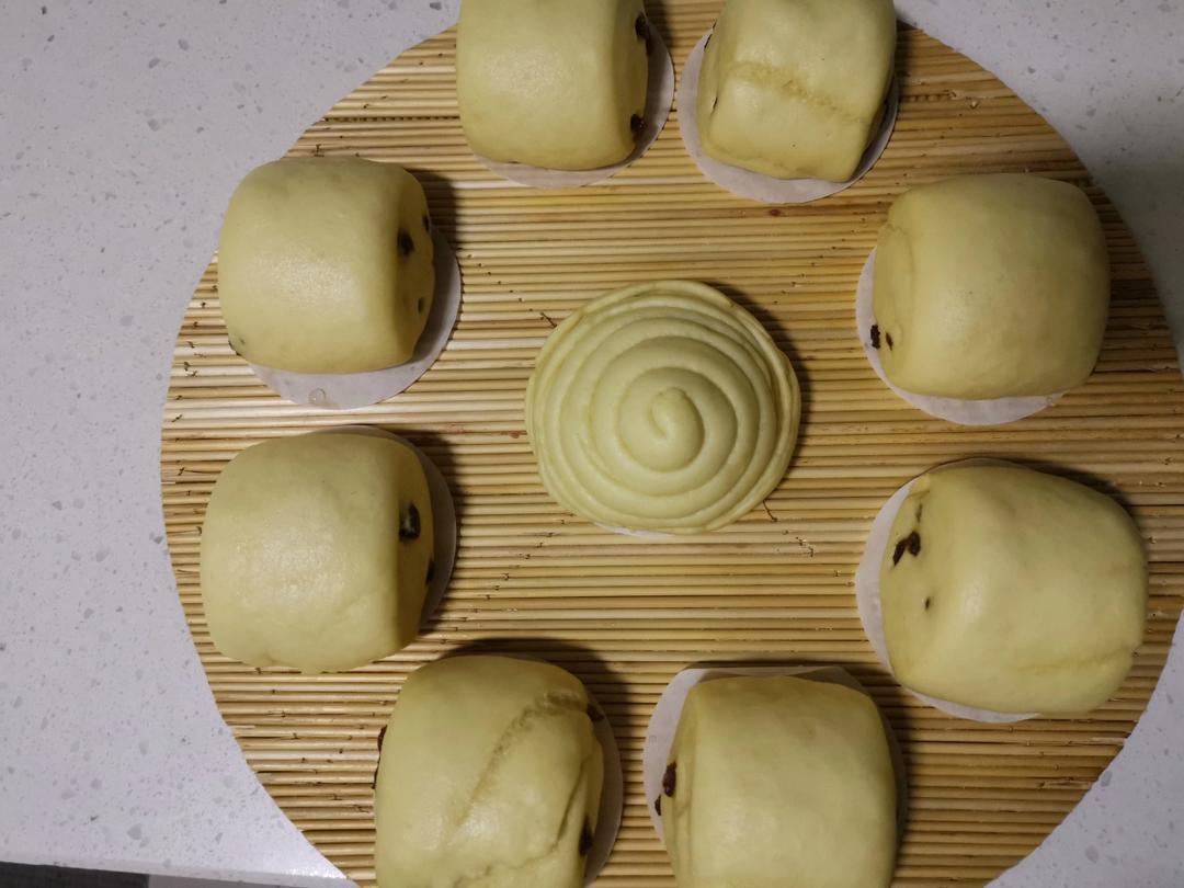 玉米面葡萄卷
