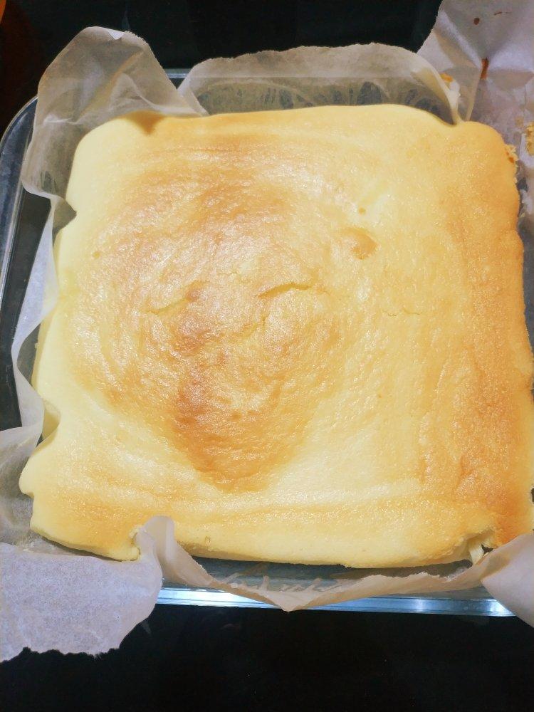 不开裂不回缩不掉皮的酸奶水浴法蛋糕