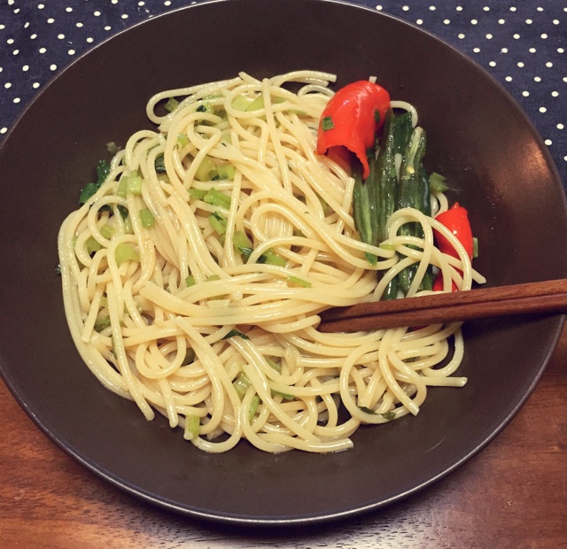 干煸大蒜油辣意面