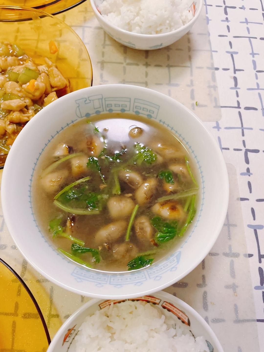 鲜掉眉毛口蘑汤