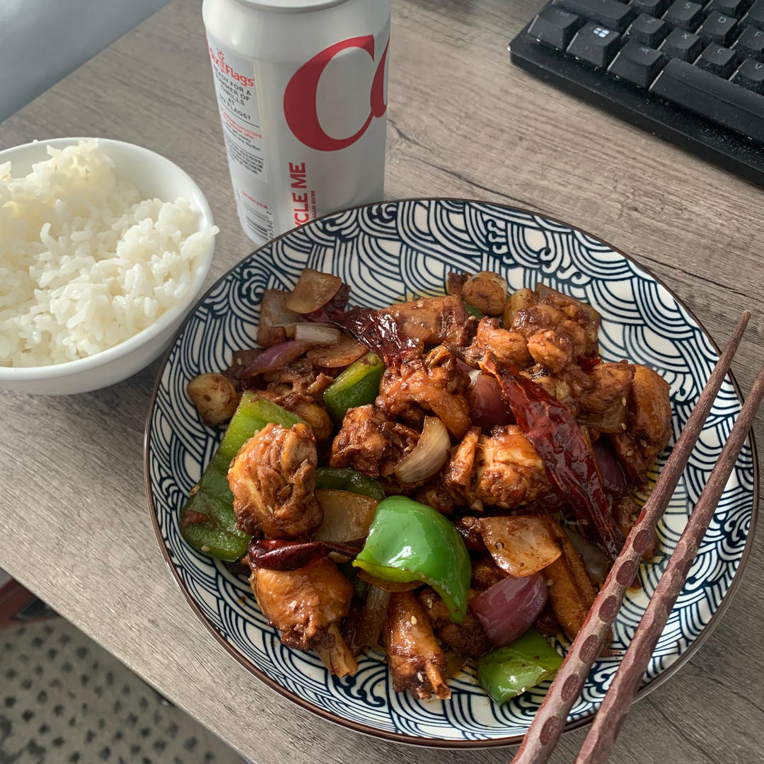 不加一滴水巨下饭干炒鸡翅