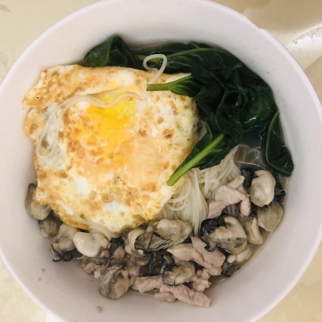 闽南海蛎面线（不加面线就是海蛎汤呗～）