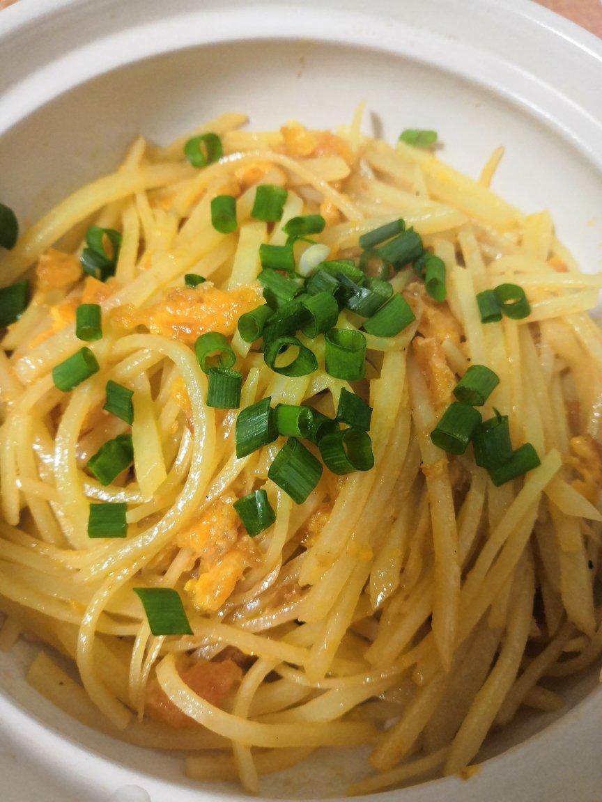 侠女小兰兰做的咸蛋黄土豆丝