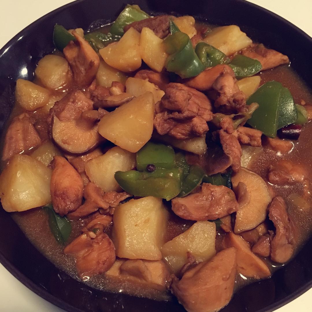 土豆香菇炖鸡腿