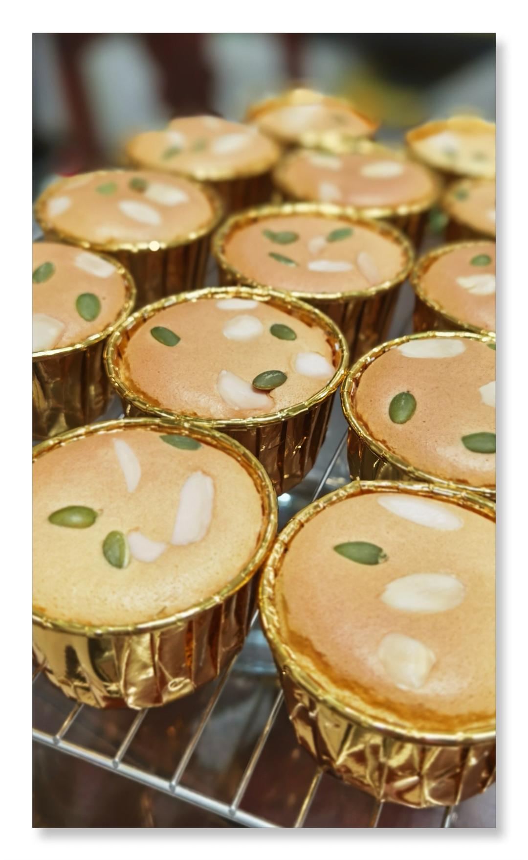 戚风纸杯蛋糕（不开裂、不塌陷）