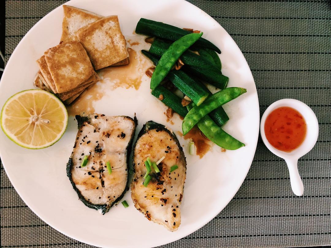香煎鳕鱼