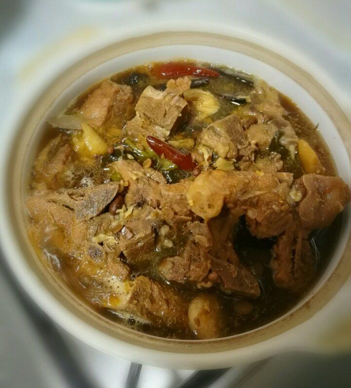 有滋有味香到吮指的酱骨架