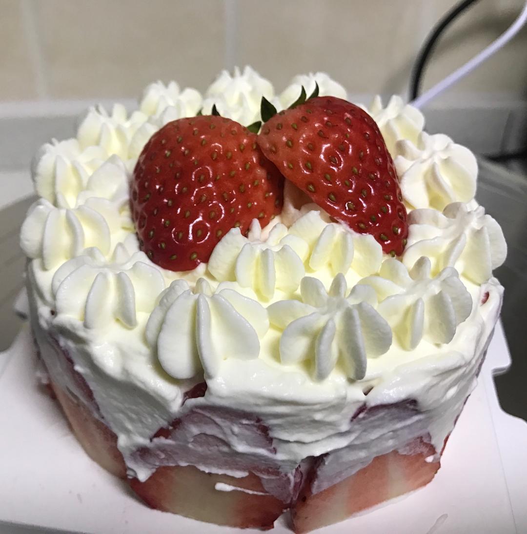 4寸戚风蛋糕 甘纳许淋面