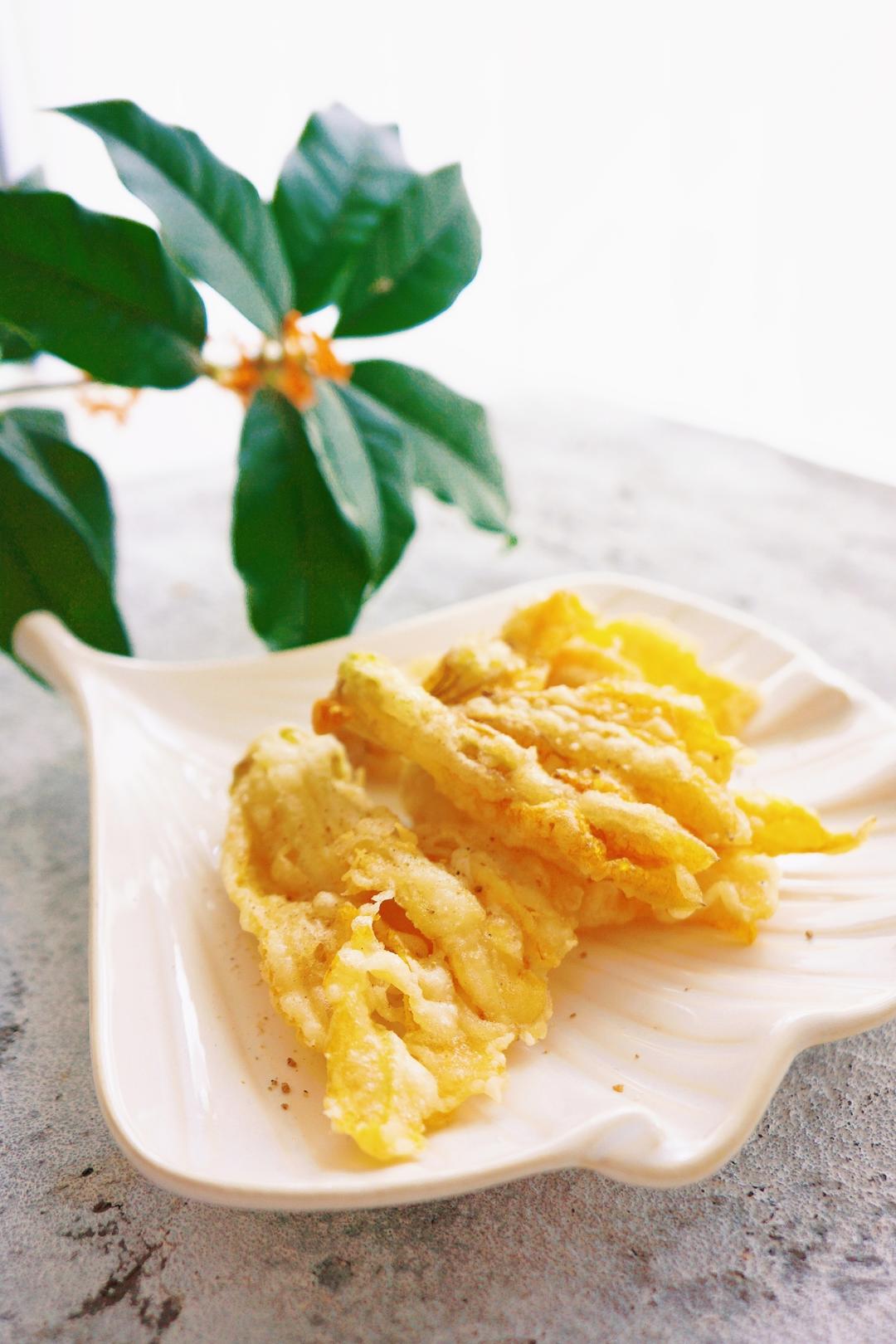 油炸南瓜花（复制舌尖美味）