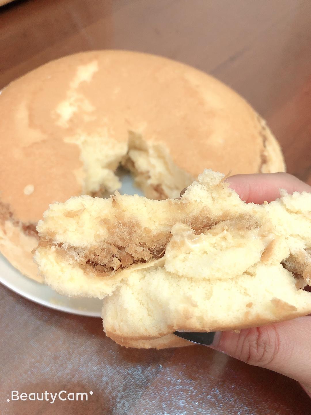 电饭锅芝心肉松古早蛋糕的做法