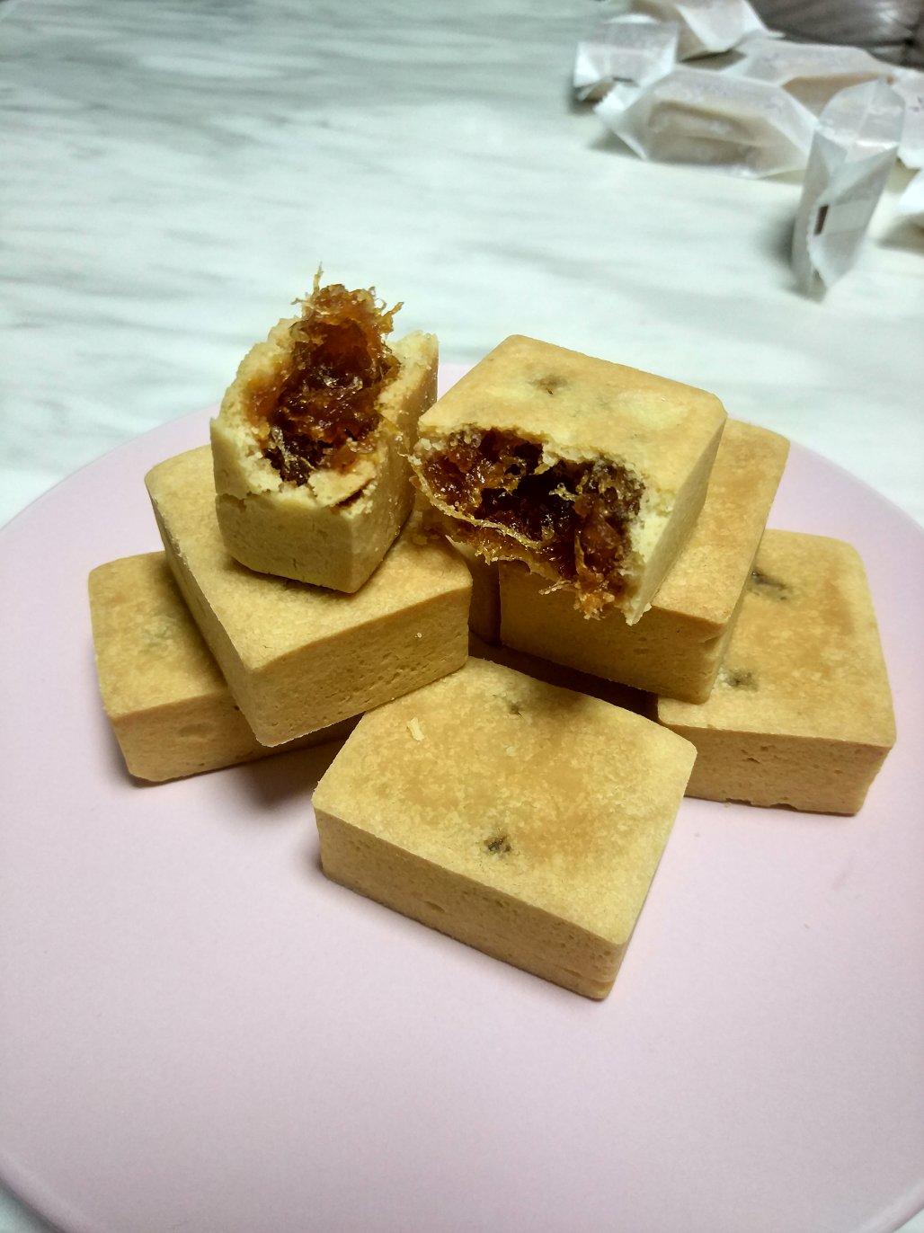 玄之猫哩做的黄金丝凤梨酥