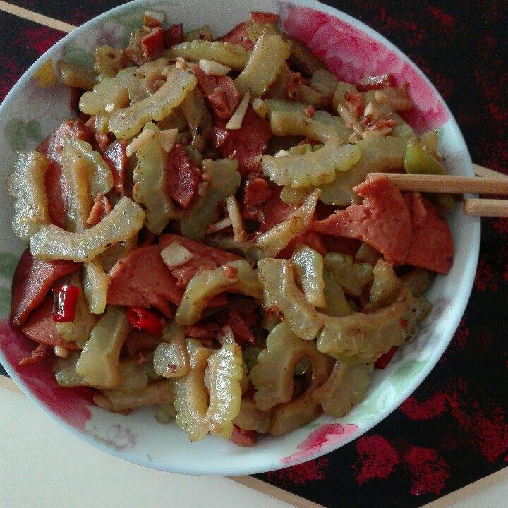 清炒苦瓜