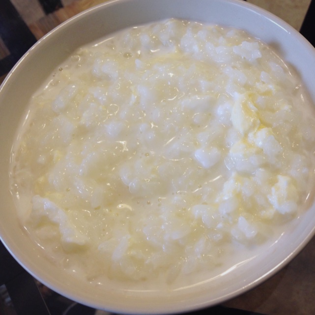 鸡蛋牛奶粥（解决剩饭10分钟快速法）