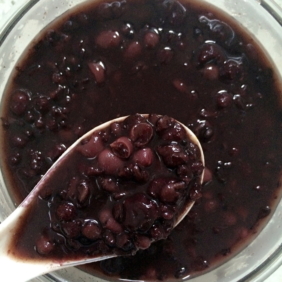 透明-做过红豆薏仁黑米粥红豆薏米黑米粥,加了红糖,元气满满96