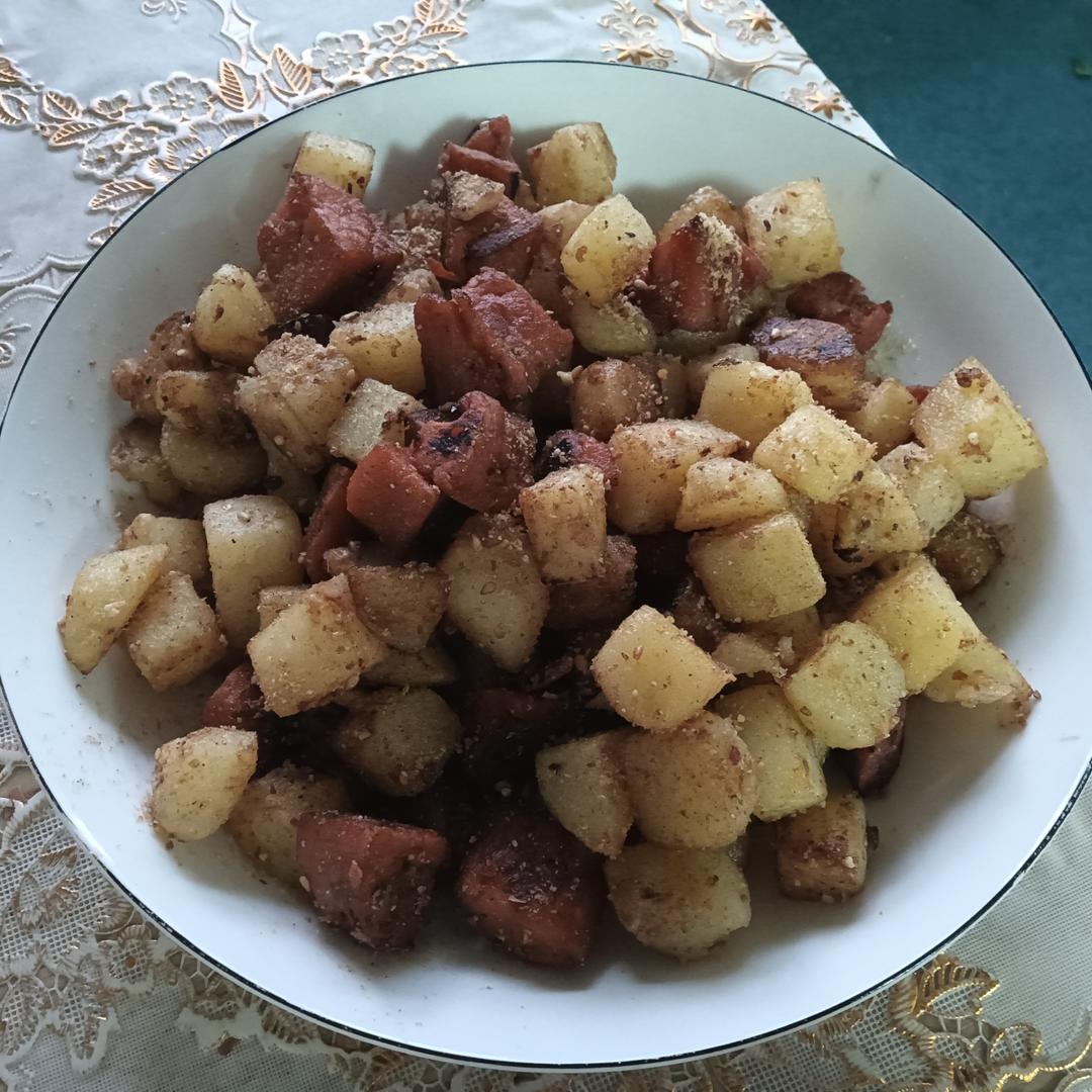 烧烤风味的土豆小香肠