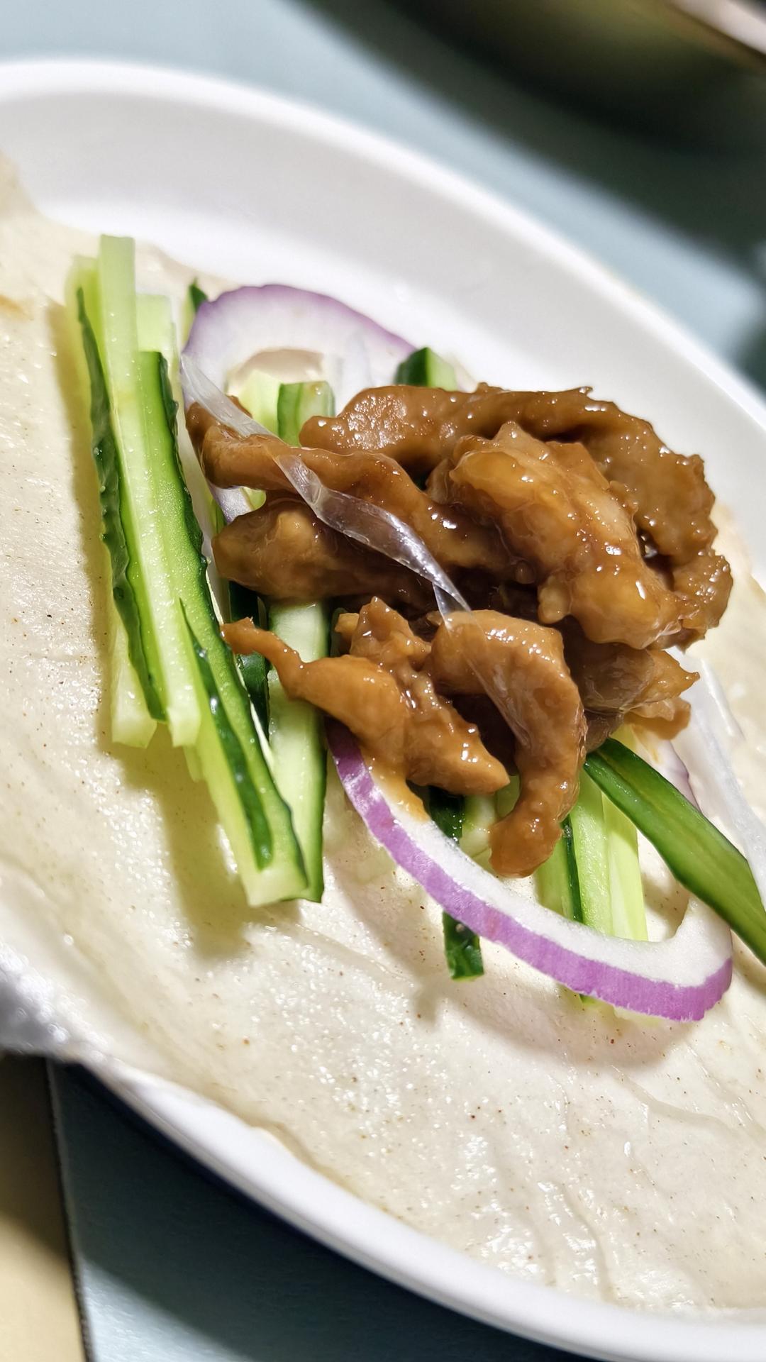 懒人版京酱肉丝卷，减脂期也放心吃！