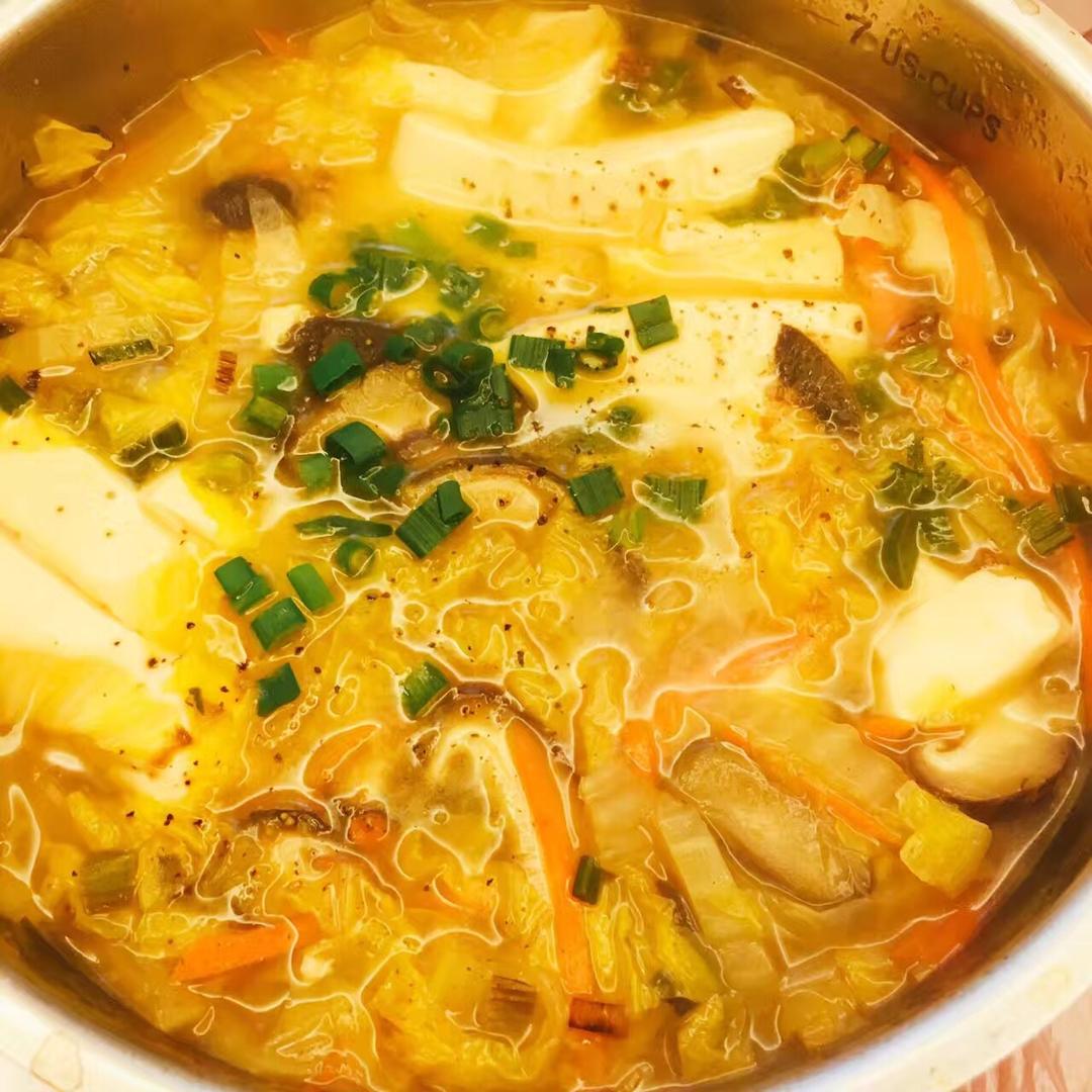 大白菜三丝豆腐汤
