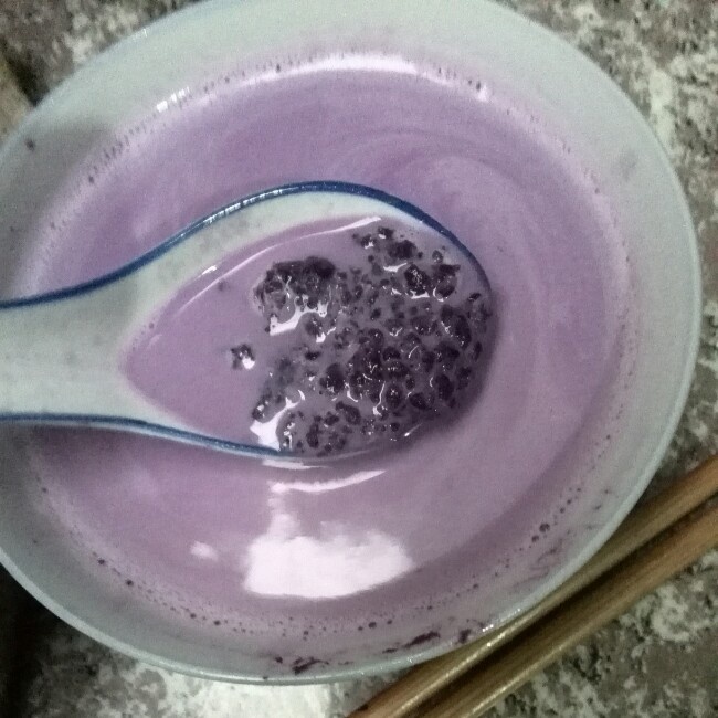 紫薯牛奶羹 超便捷超快手！ 有个微波炉就行！