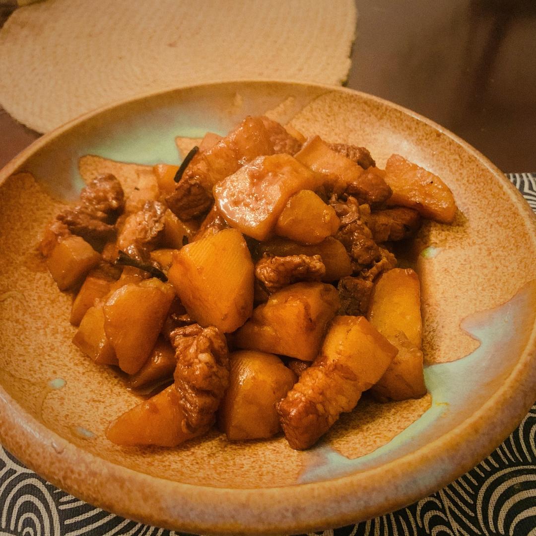 🥔土豆红烧肉的做法