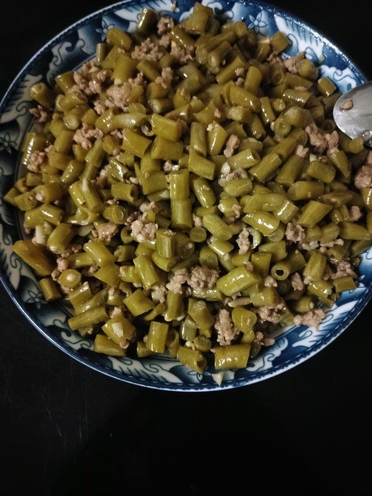 酸豆角炒肉末