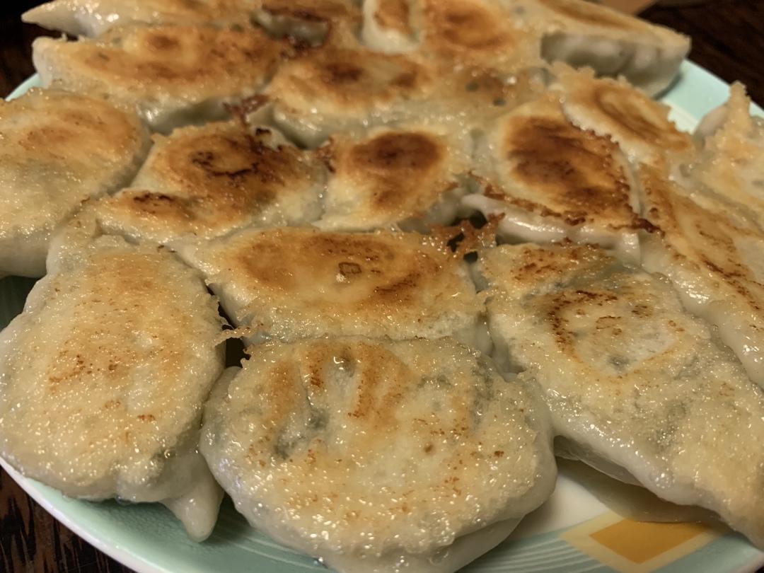 剩饺子速冻饺子变锅贴（冰花版）
