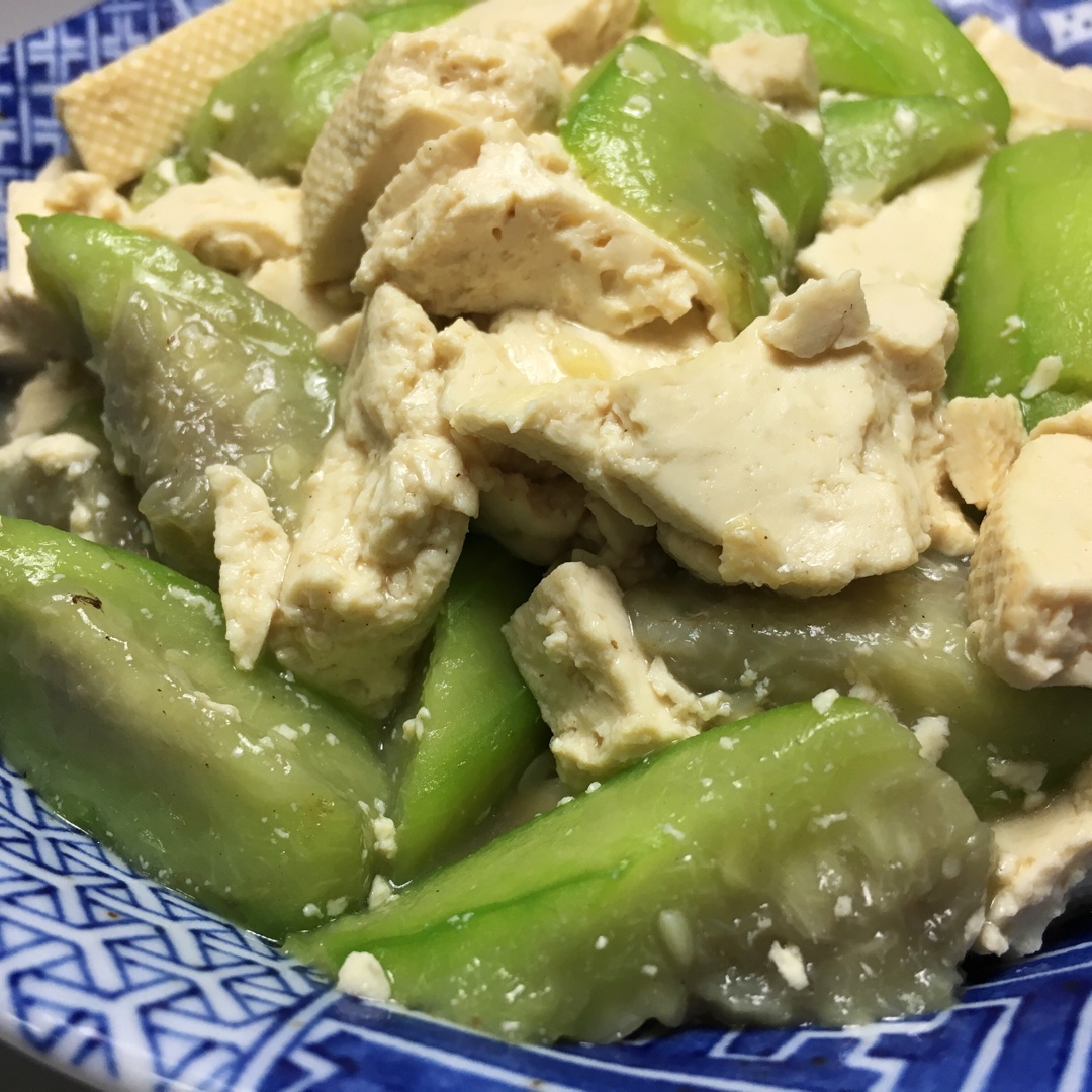 丝瓜烧豆腐