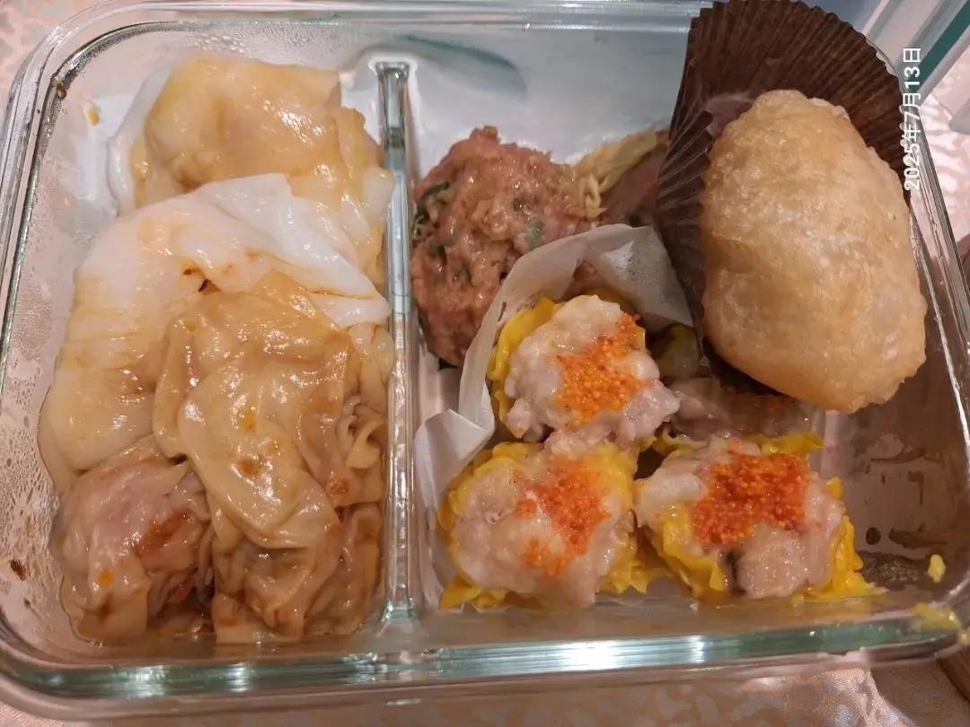 豬仔的“阿茂整餅”