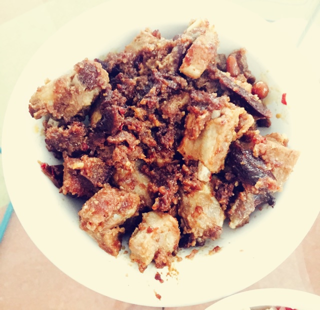 辣味粉蒸排骨