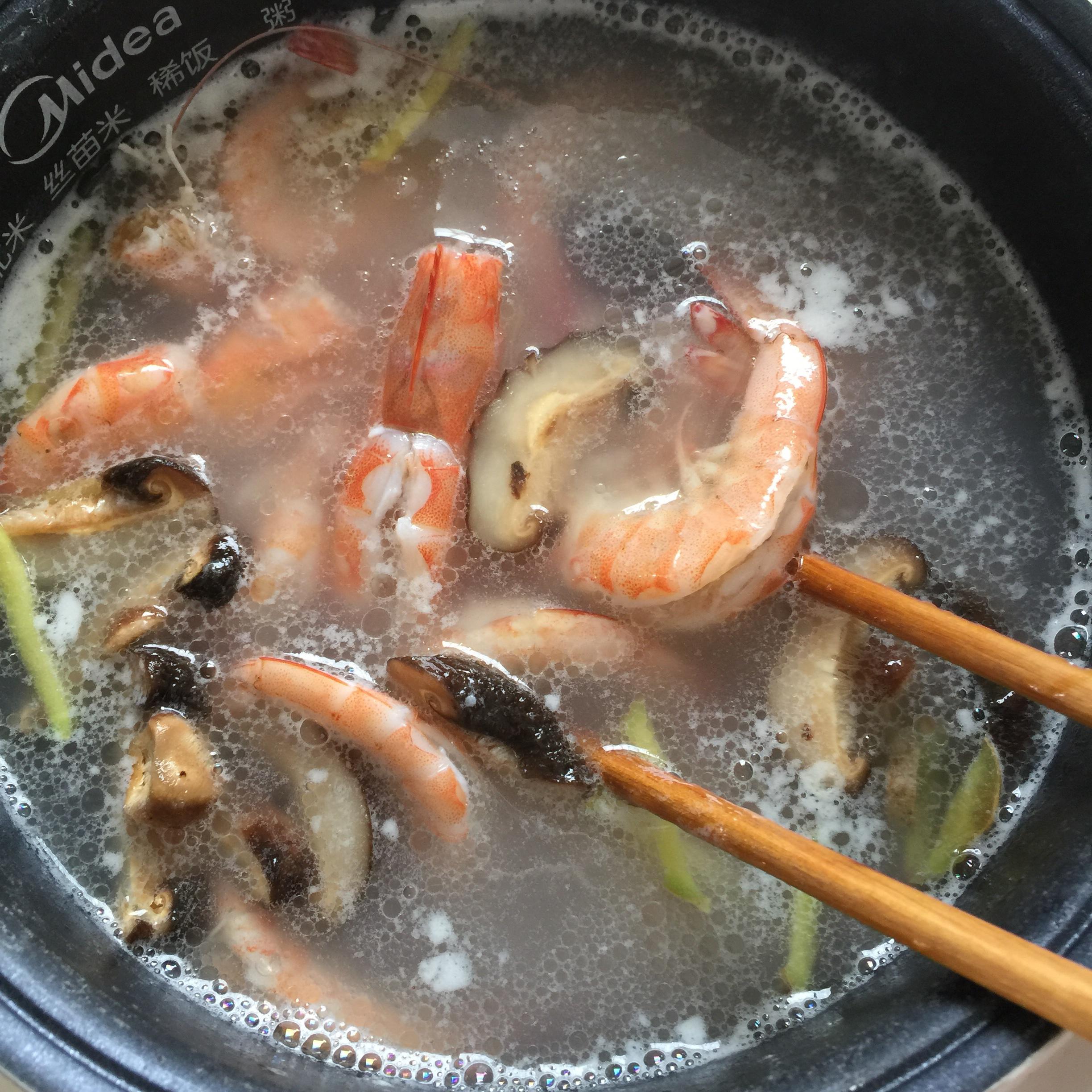 潮汕海鲜粥-超简单电饭煲版的做法 步骤6