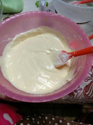 最简单朴素，烘焙小白也能轻松完成的电饭锅蛋糕的做法 步骤13