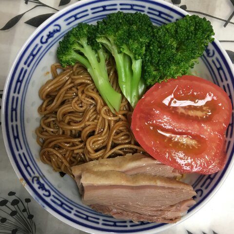 葱油拌面Spring Onion Noodles