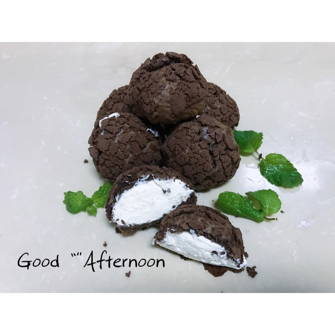 巧克力酥皮泡芙