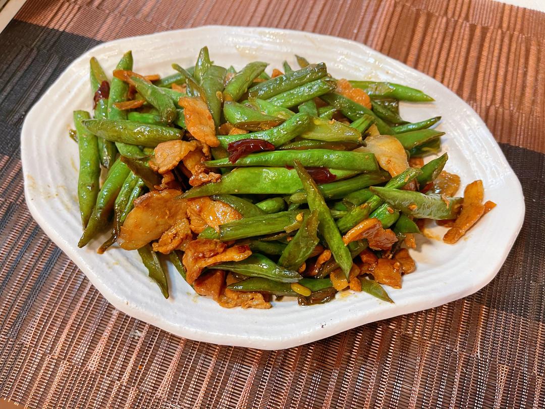 豆角炒肉/芸豆炒肉-春饼菜-快手