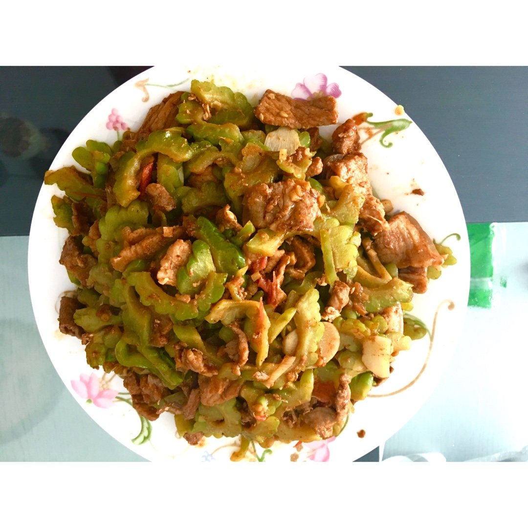 苦瓜炒肉