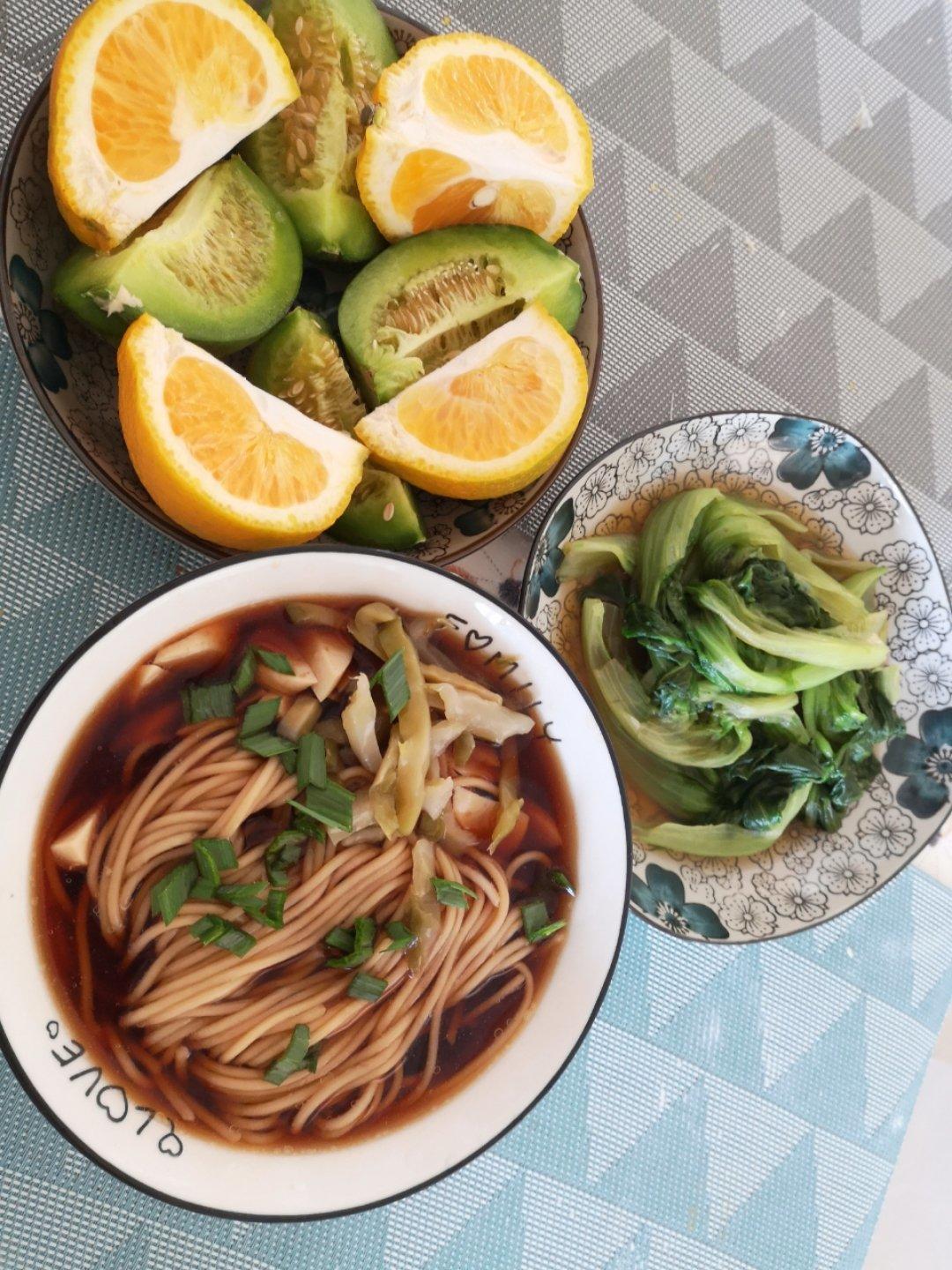 最美不过那碗阳春面