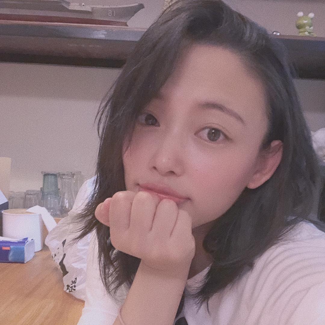 Easy姐姐