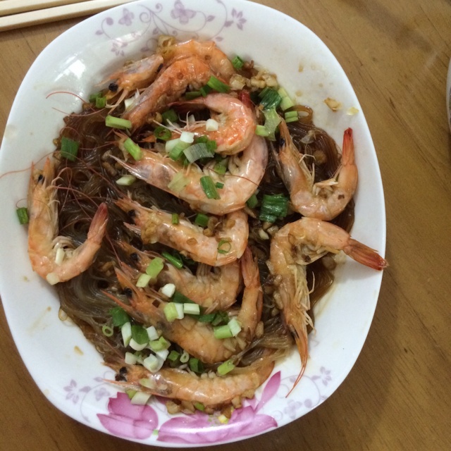 蒜蓉粉丝蒸大虾