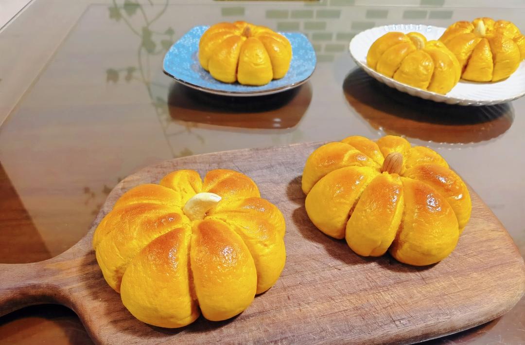 万圣节南瓜贝果