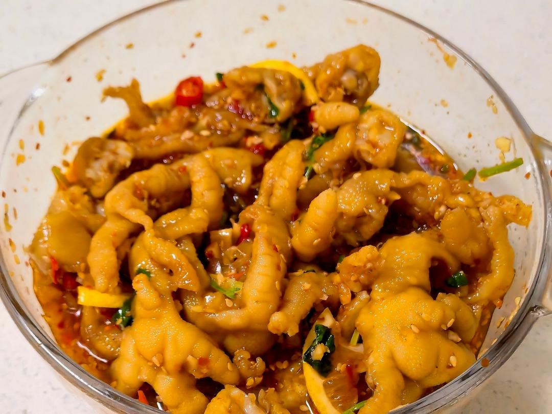 酸辣无骨柠檬鸡爪