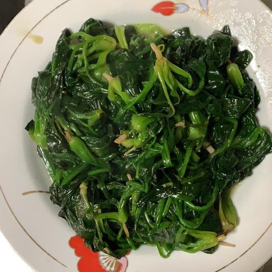 清炒菠菜