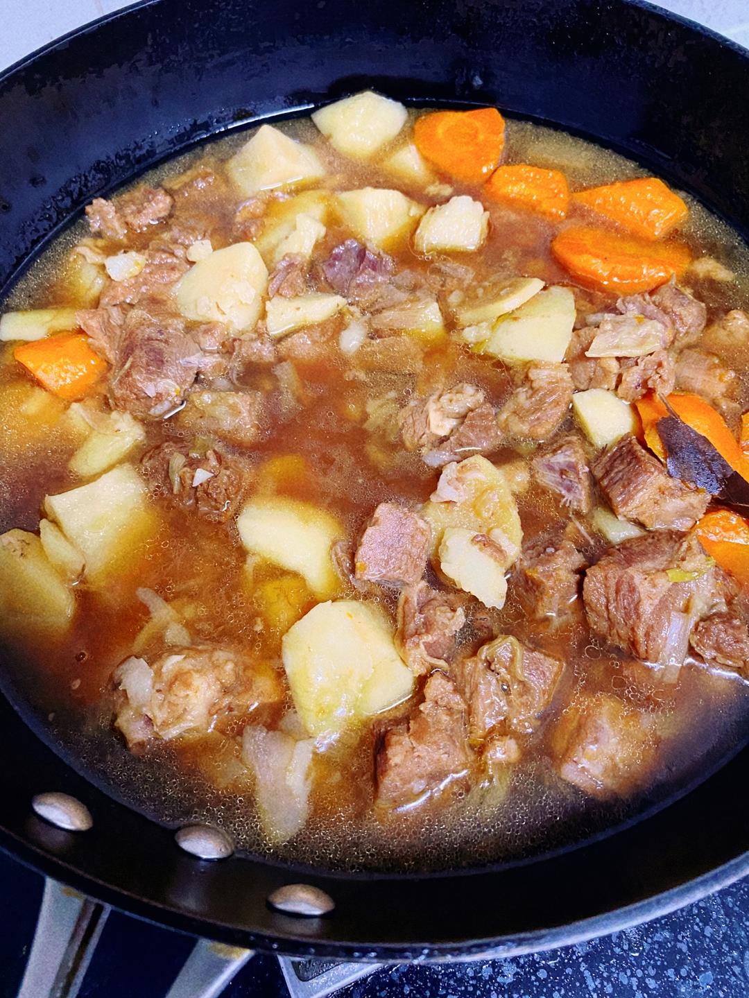 土豆炖牛肉-家常好吃快手！