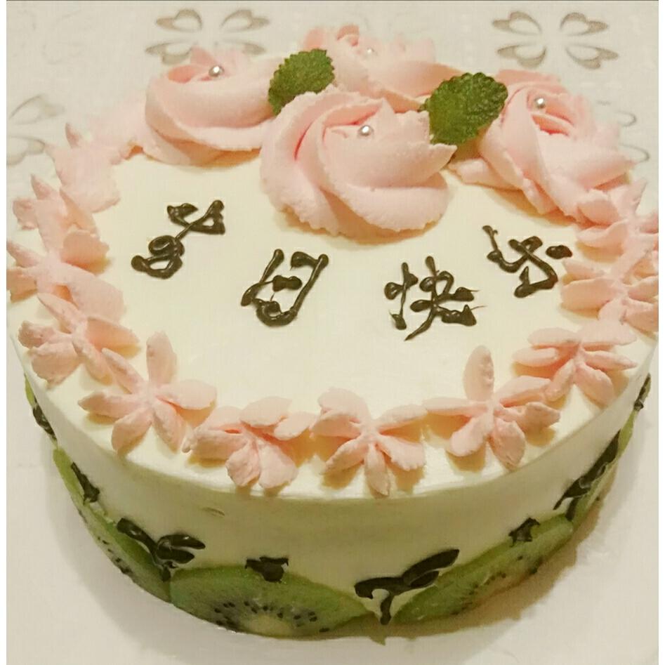 彩虹生日蛋糕