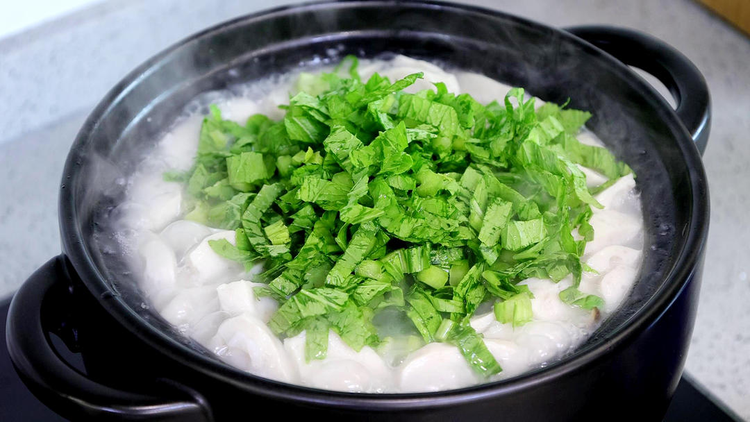 客家芥菜肉丸咸骨粥