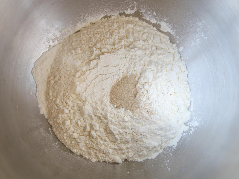 纯奶手撕吐司的做法 步骤1