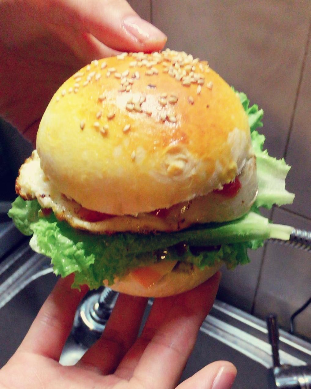 超级香软的无敌汉堡坯