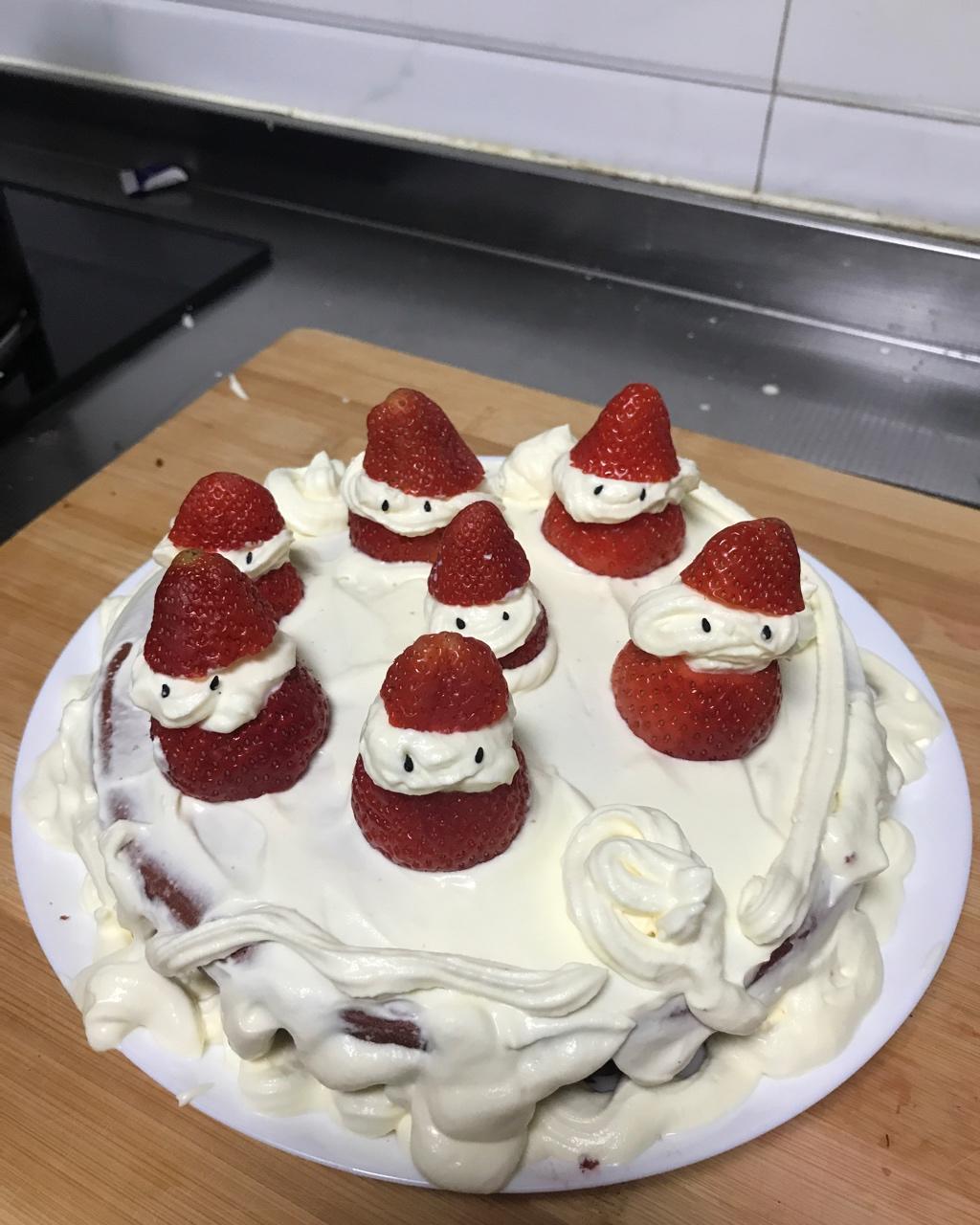 圣诞草莓雪人 红丝绒戚风裸蛋糕