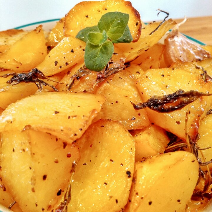 柠檬迷迭香烤土豆