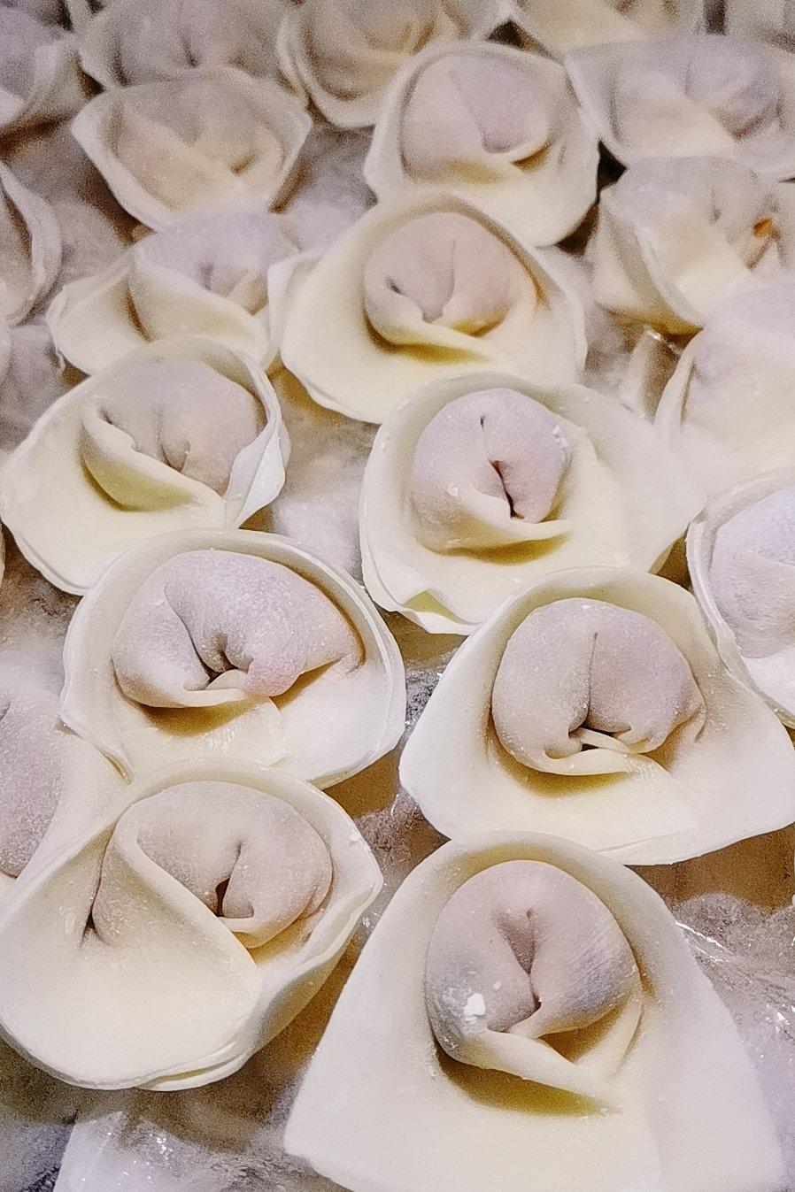元宝馄饨的包法