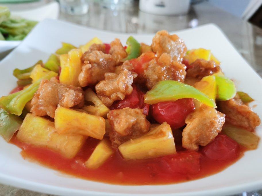 菠萝咕噜肉