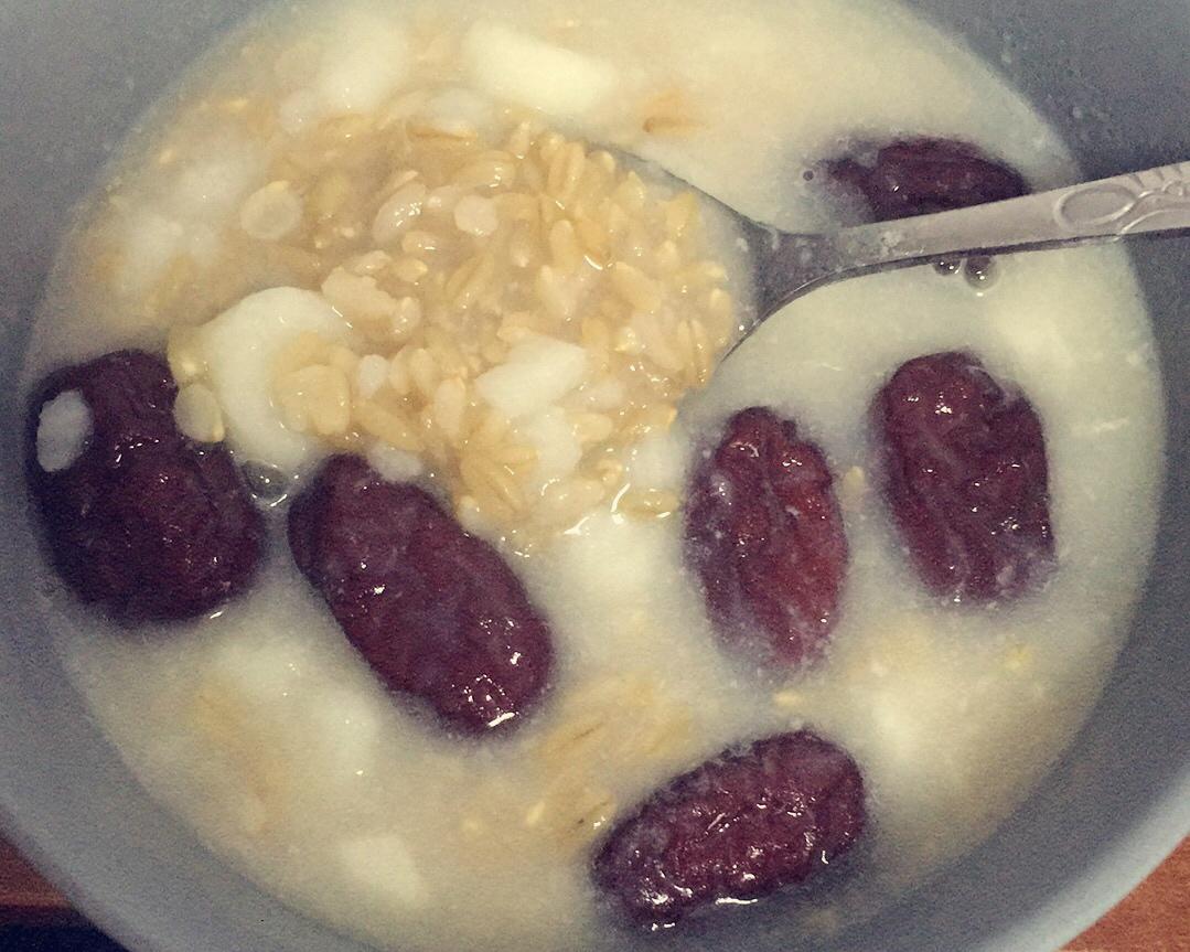 红枣山药燕麦粥的做法